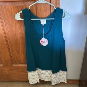 Hayden Women’s Teal and White Lace Hem Tank Top